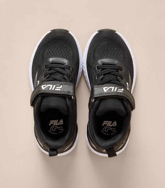 Fila fetal cheap black running shoes