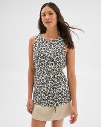Linear Floral