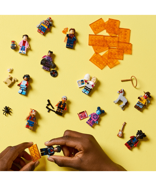 LEGO® Minifigures Spider-Man: Across the Spider-Verse 71050