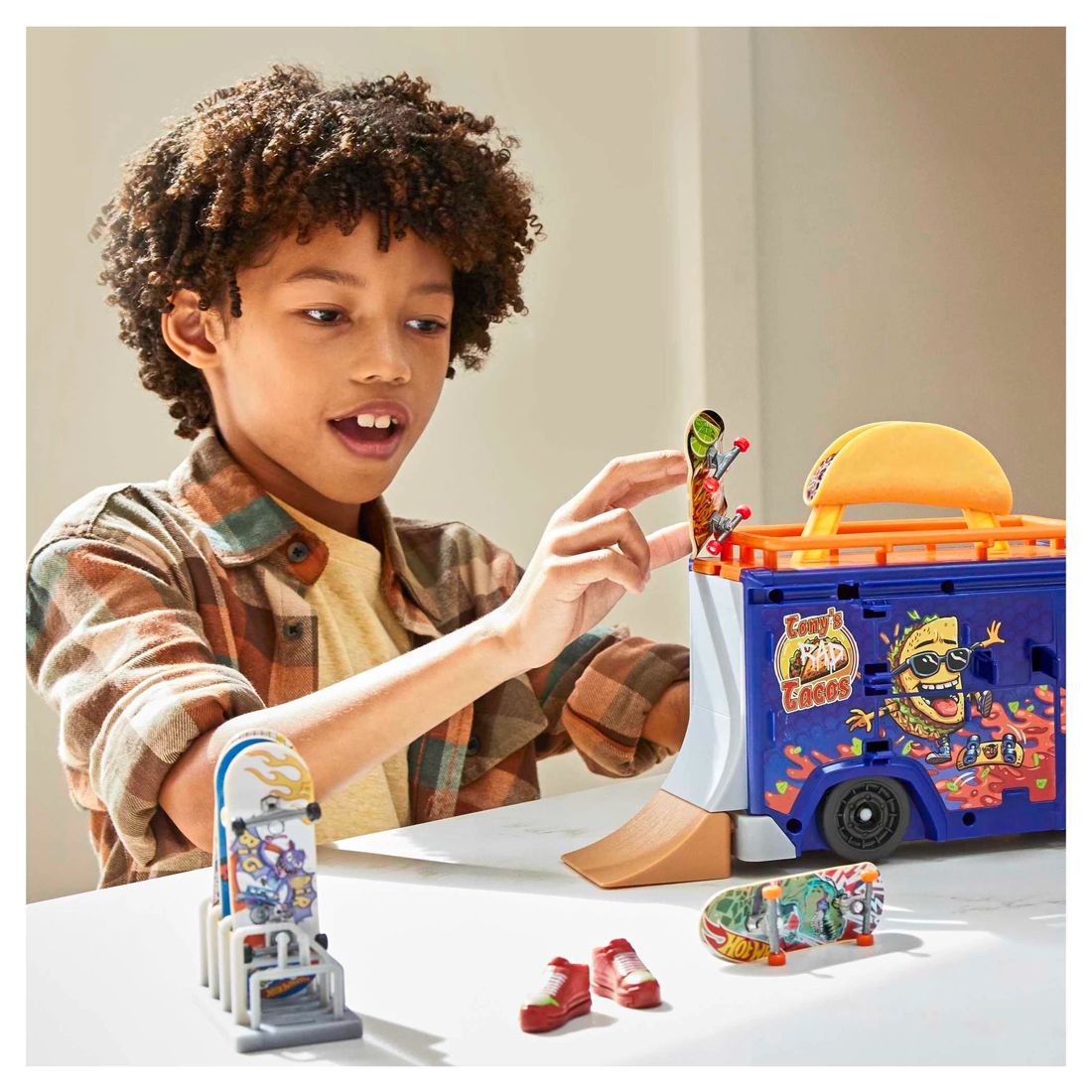 Hot Wheels Skate Taco Truck Play Case | Target Australia