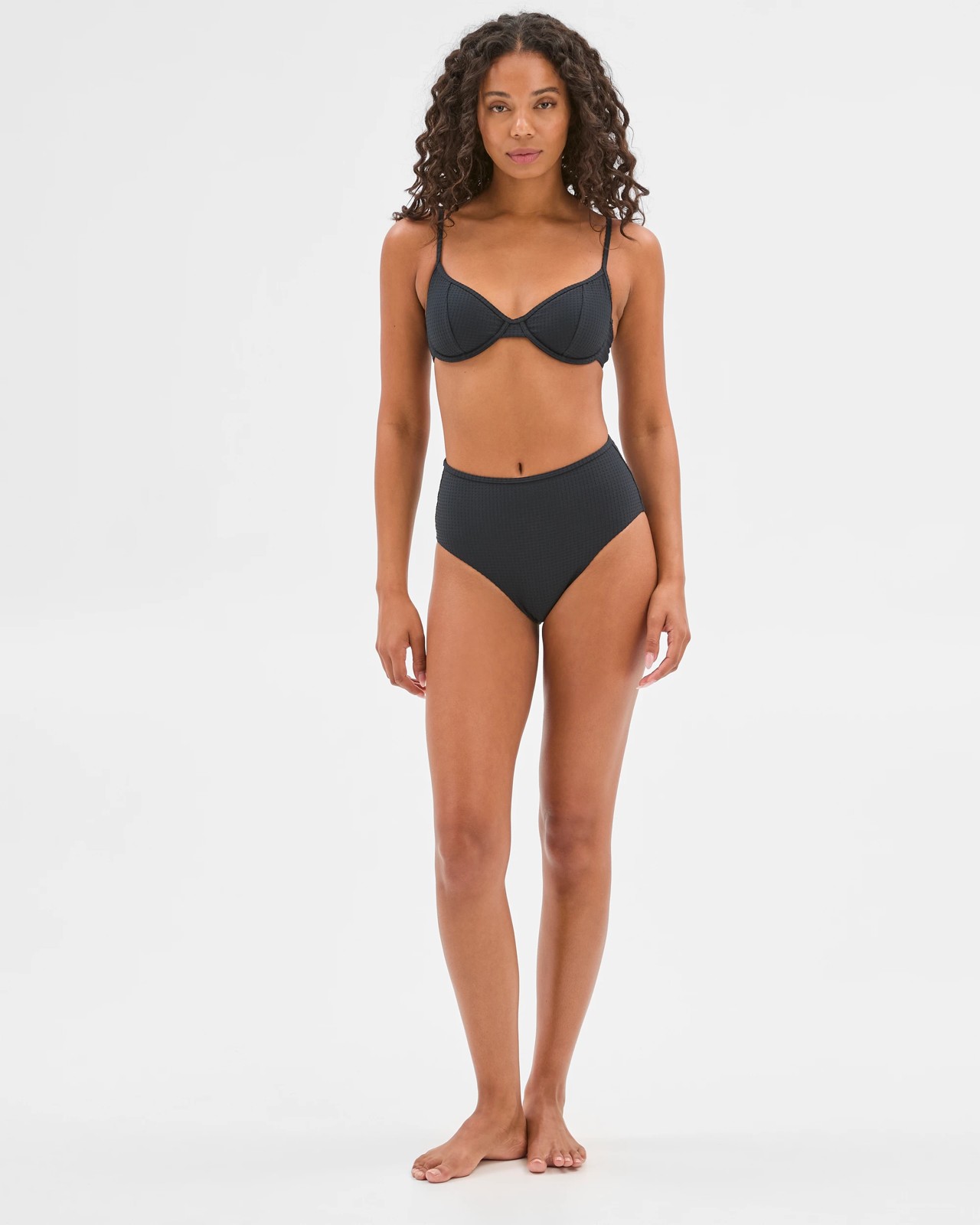 230_71784243_1+230T7178