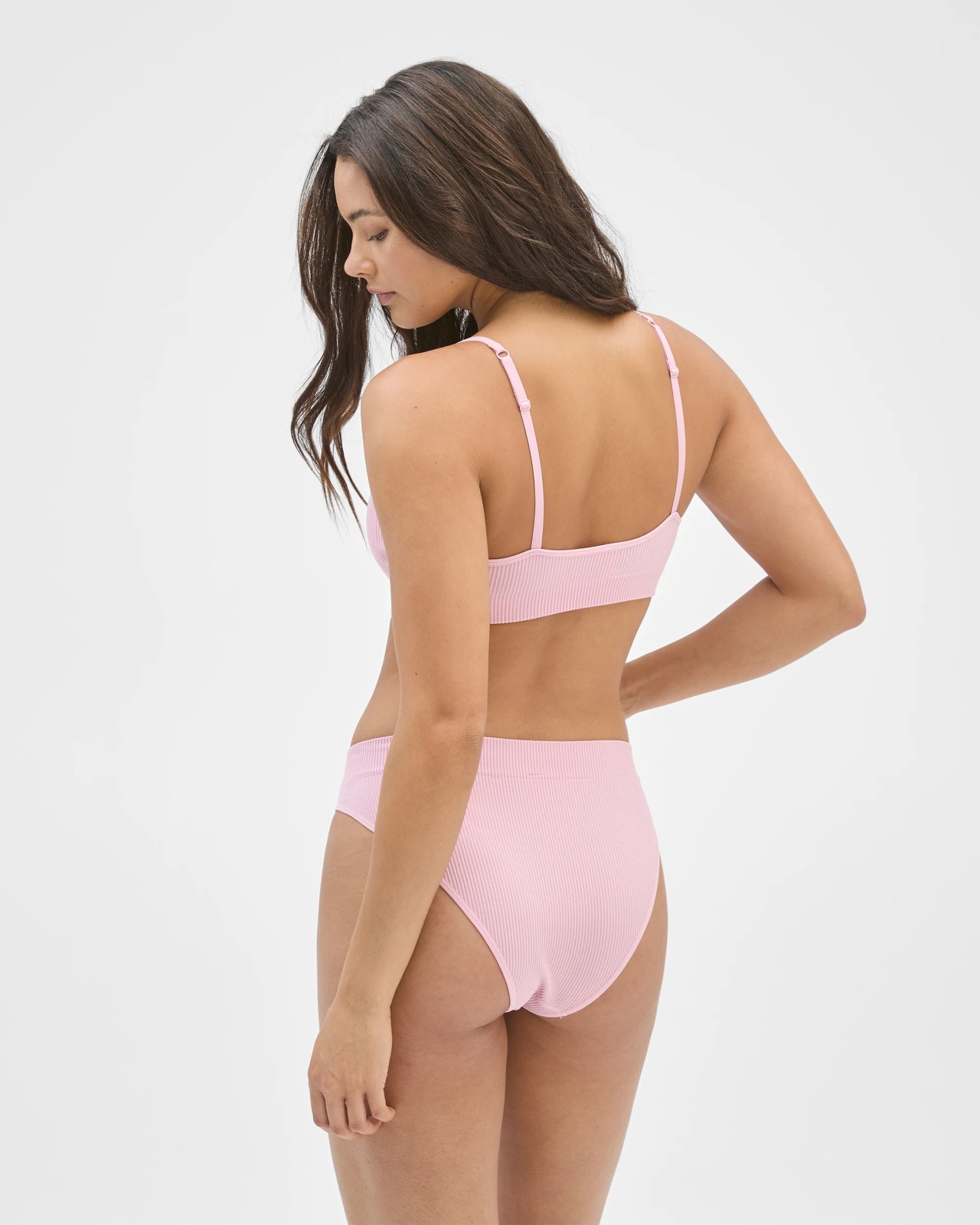 193_71990583_4+193T7199