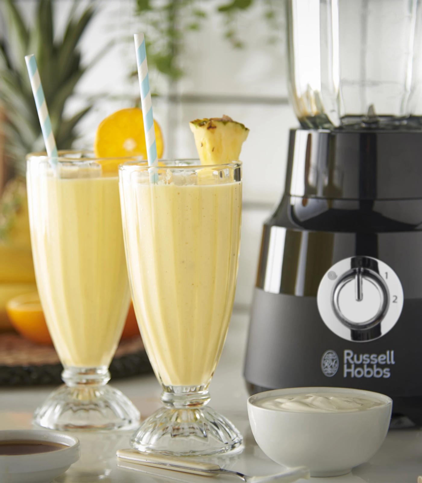 Russell Hobbs Desire Matte Black Blender 