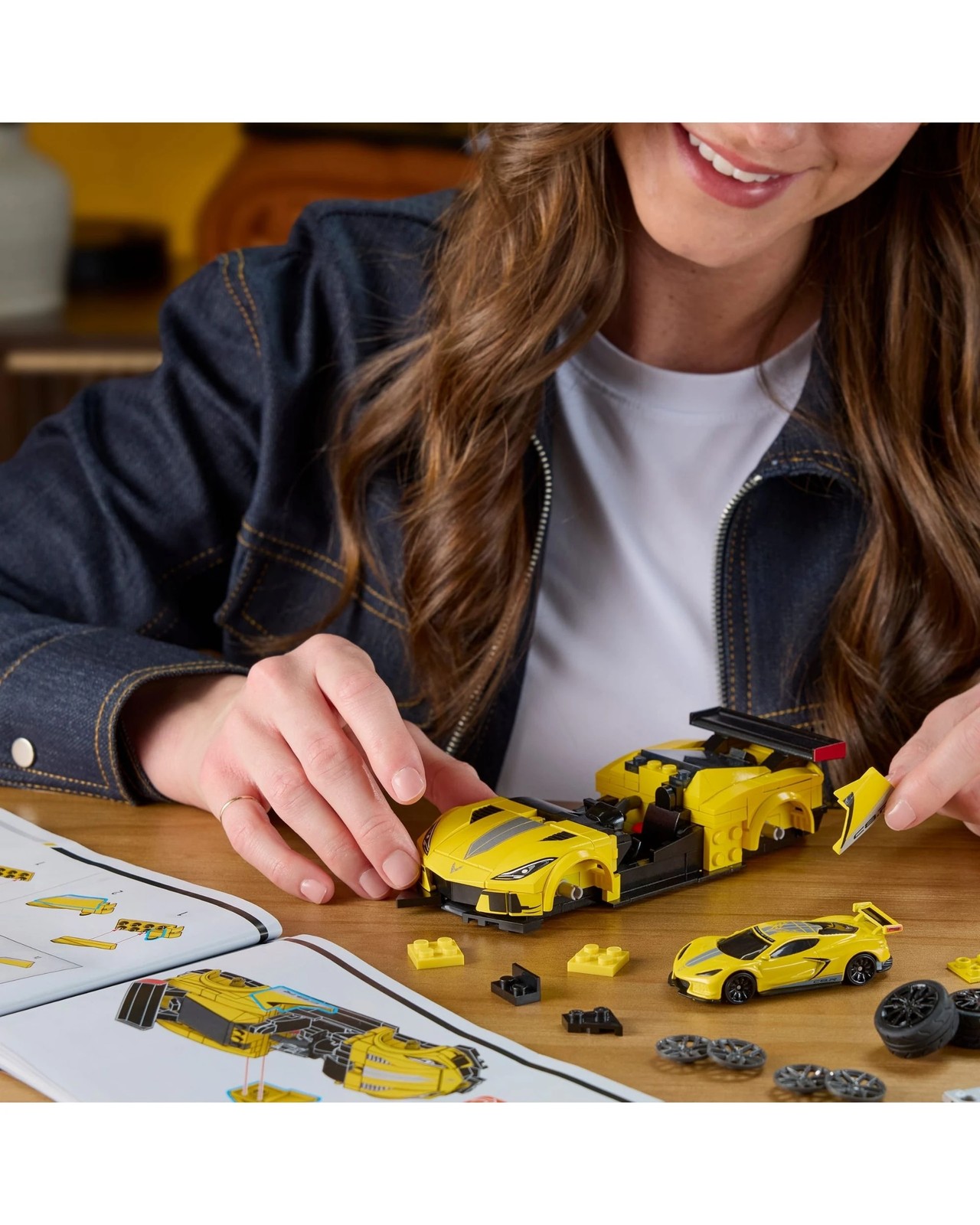 Hot Wheels ’20 Corvette C8.R Building Toy Kit 6 of 6