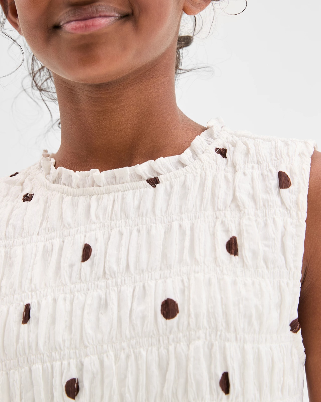 320_71836911_3+320T7183