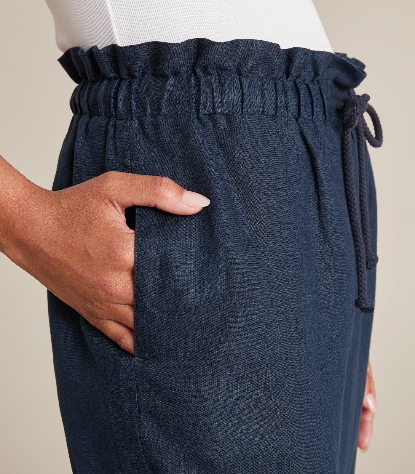 European Linen Tapered Pants 5 of 6