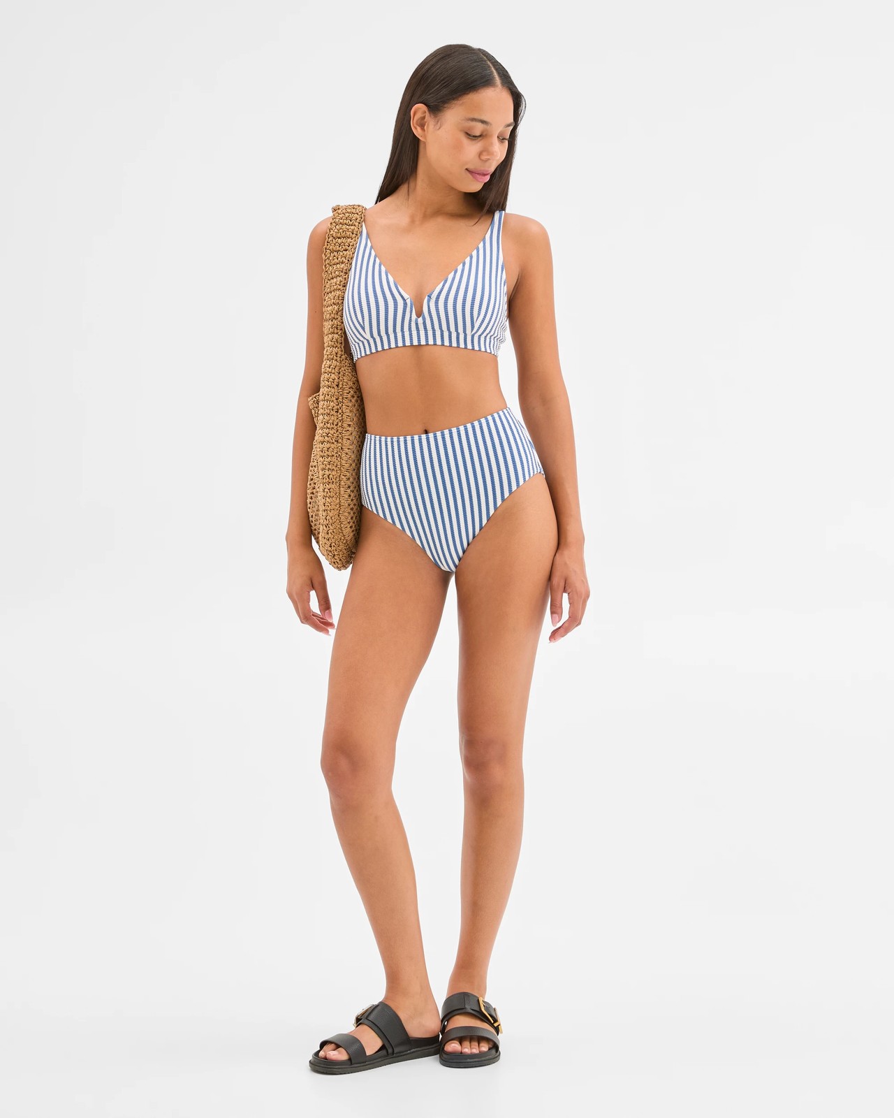 230_71931128_1+230T7193