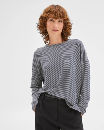 Long Sleeve Drop Shoulder Curved Hem Top