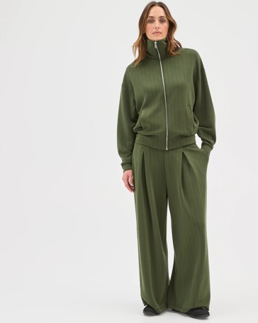 Active Movement Pleat Front Wide Leg Pants