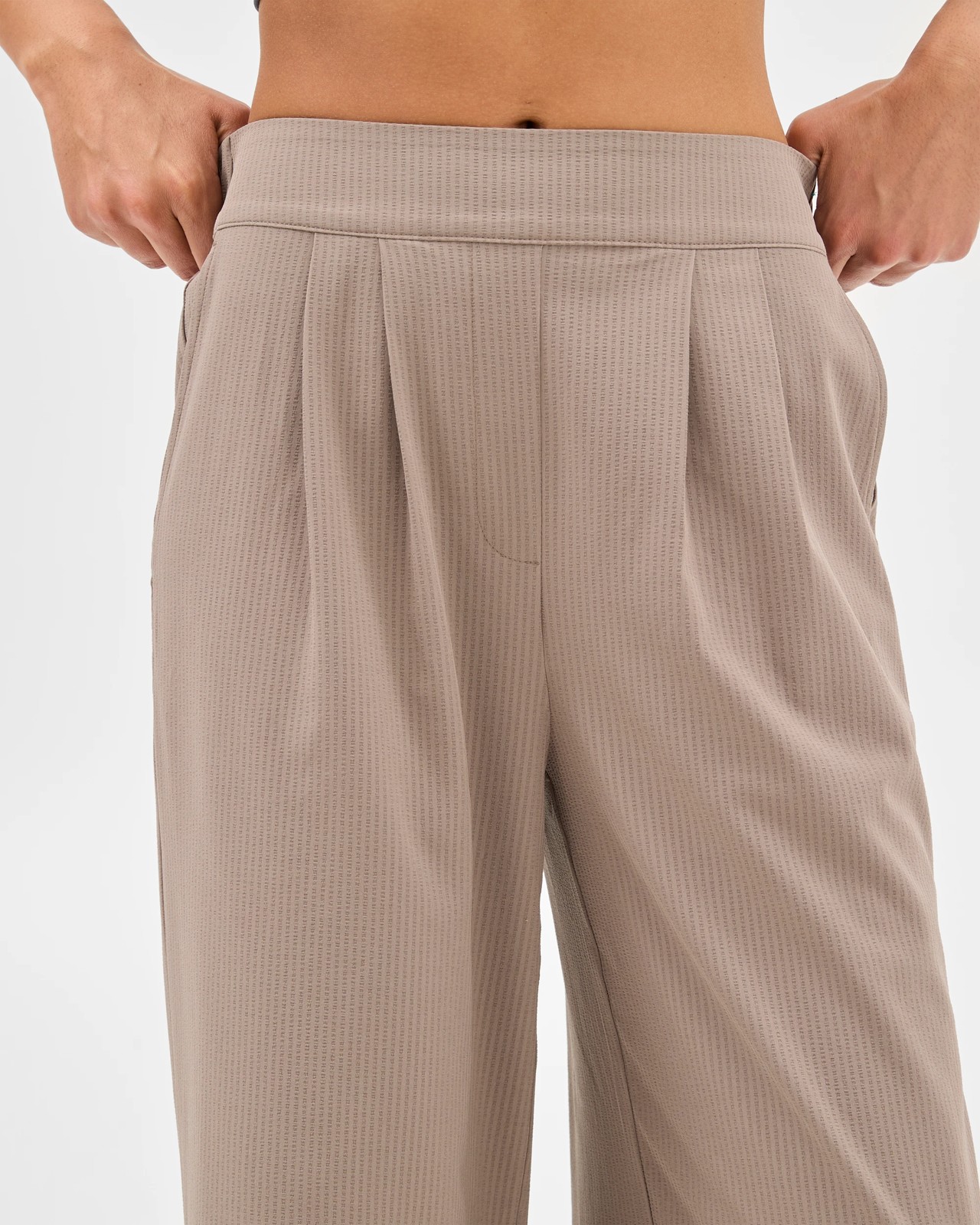 230_71587455_5+230T7158