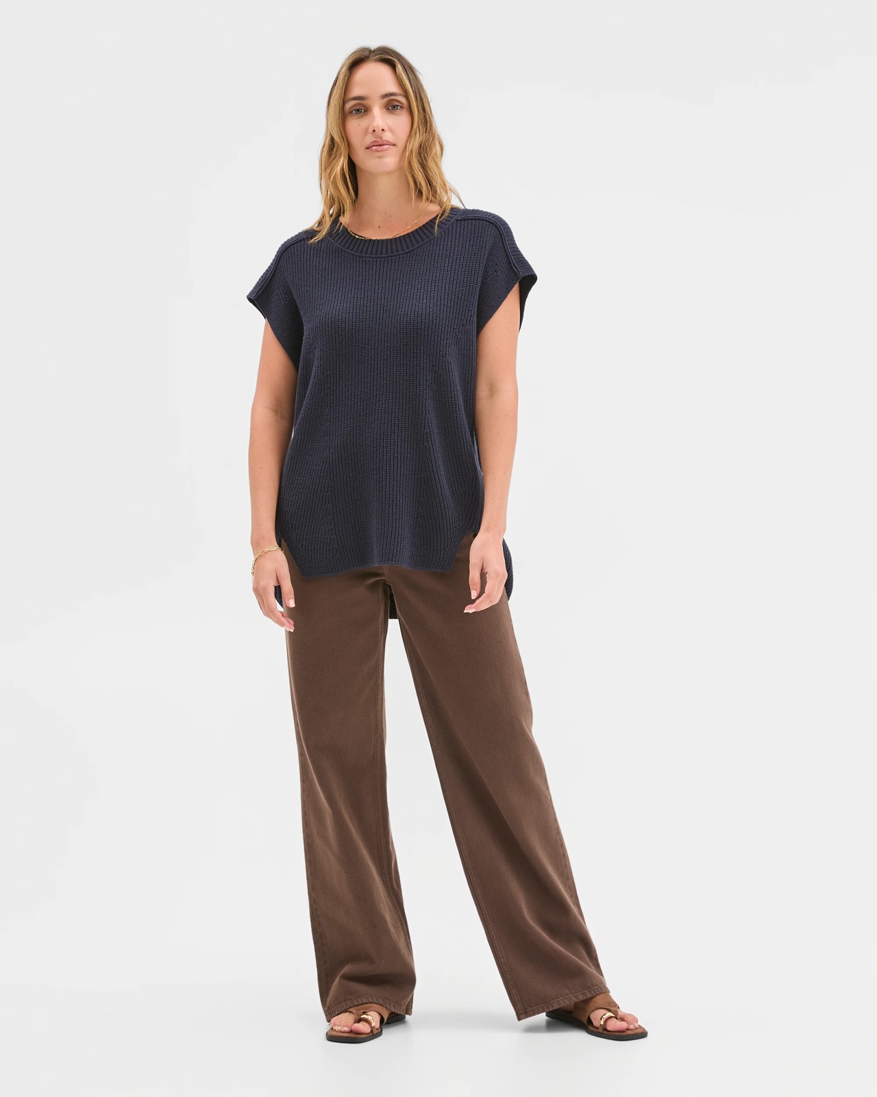 220_72081044_2+220T7208