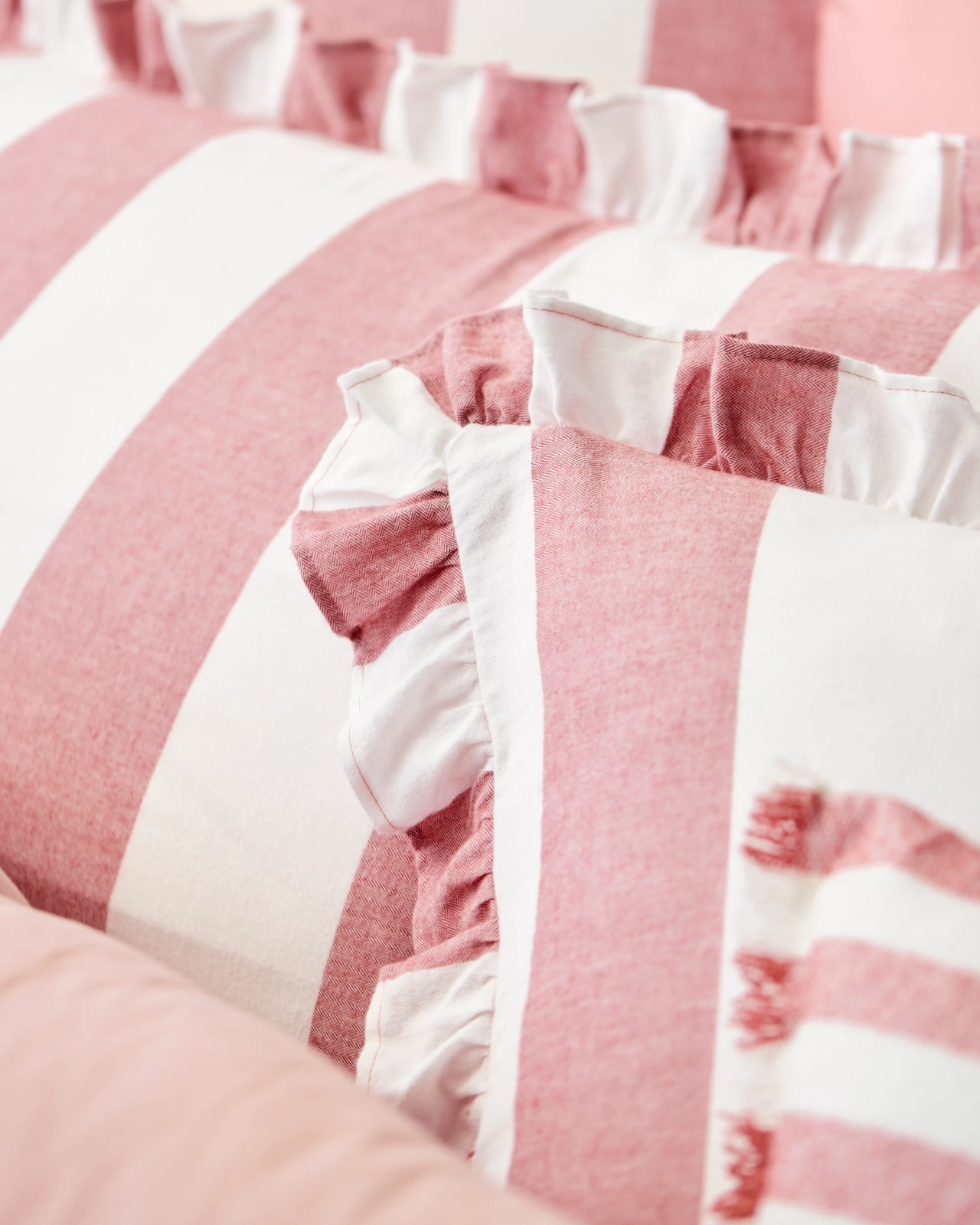 500_71223018_10+282F9D