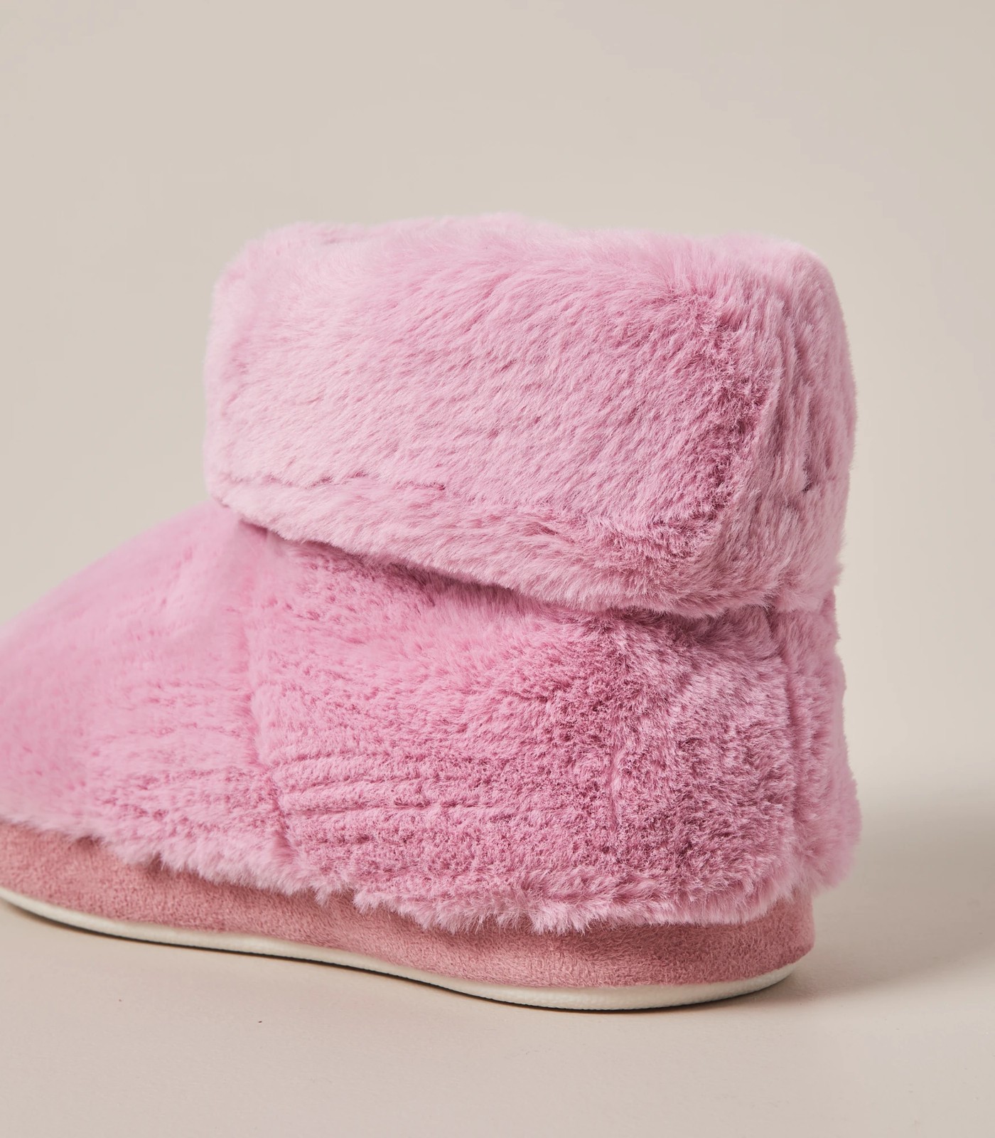 Youth Fluffy Slipper Boots 3 of 3