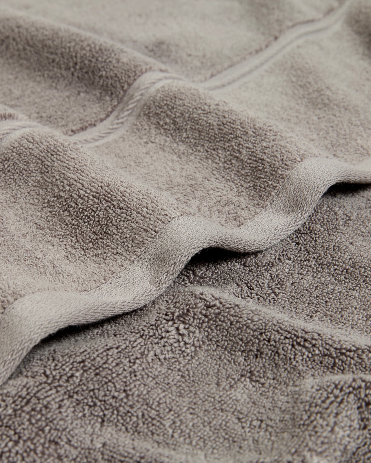 Luxury Egyptian Cotton Bath Towel - Grey 3 of 3