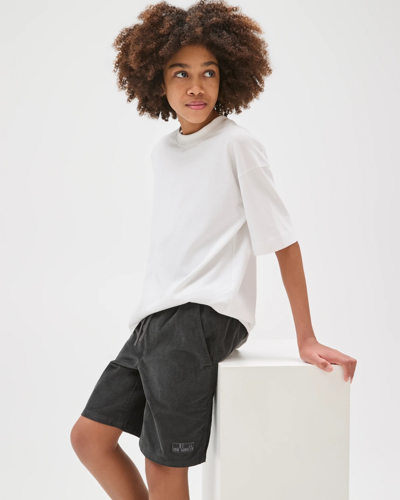 Cotton Elastic Waistband Corduroy Shorts - Phantom 3 of 6