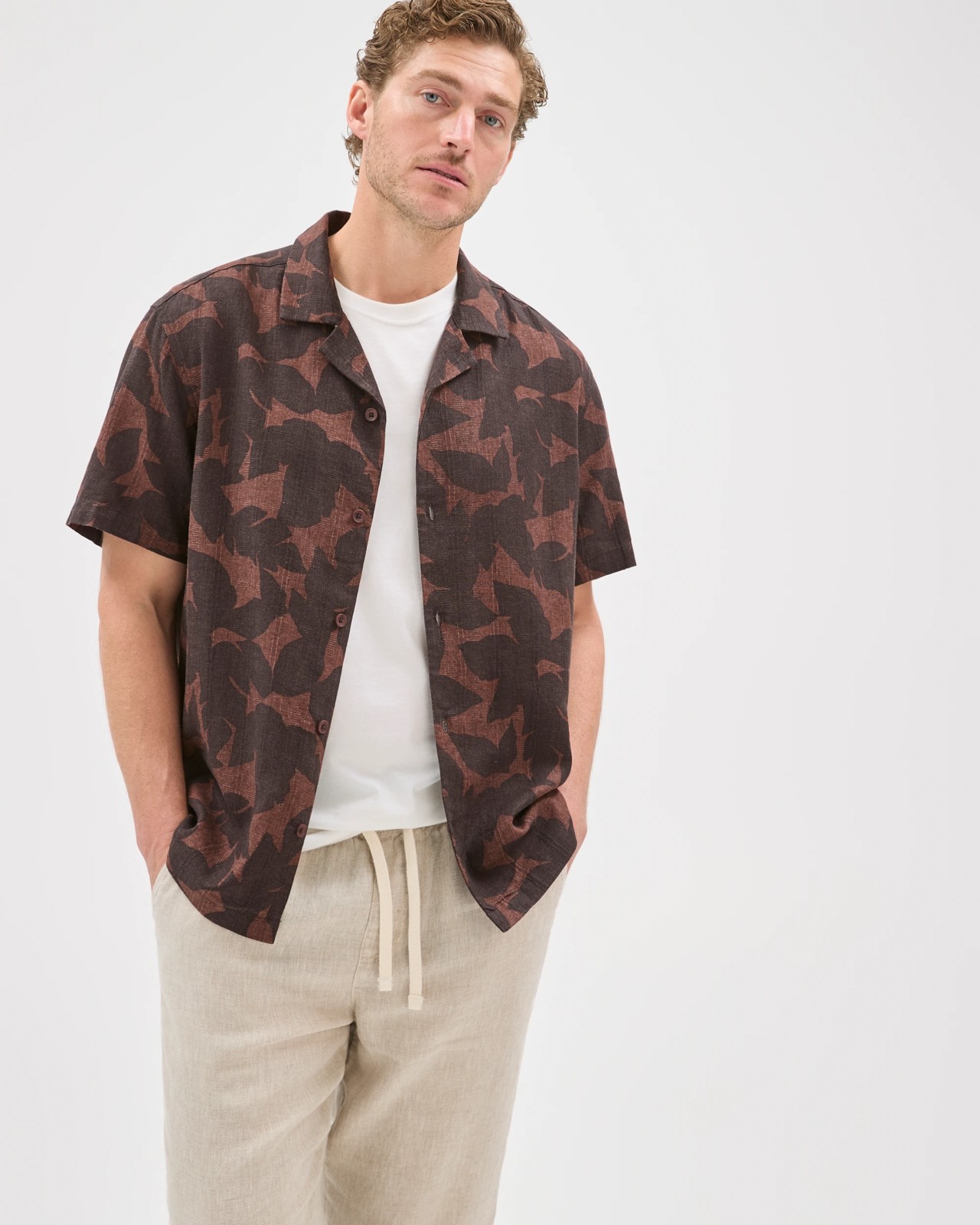 European Linen Blend Short Sleeve Textured Shirt 2 of 6