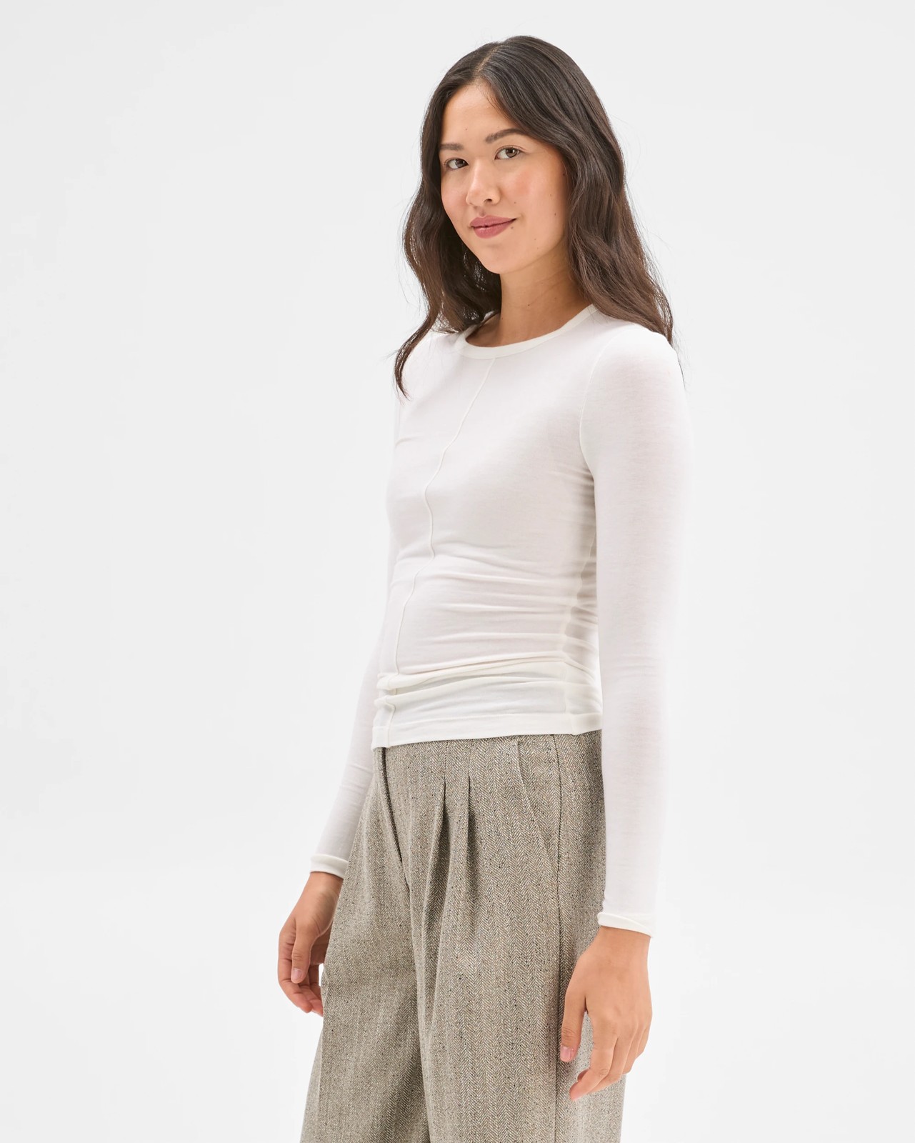Preview Long Sleeve Luxe Layering Crew Neck Knit Top - White 4 of 6