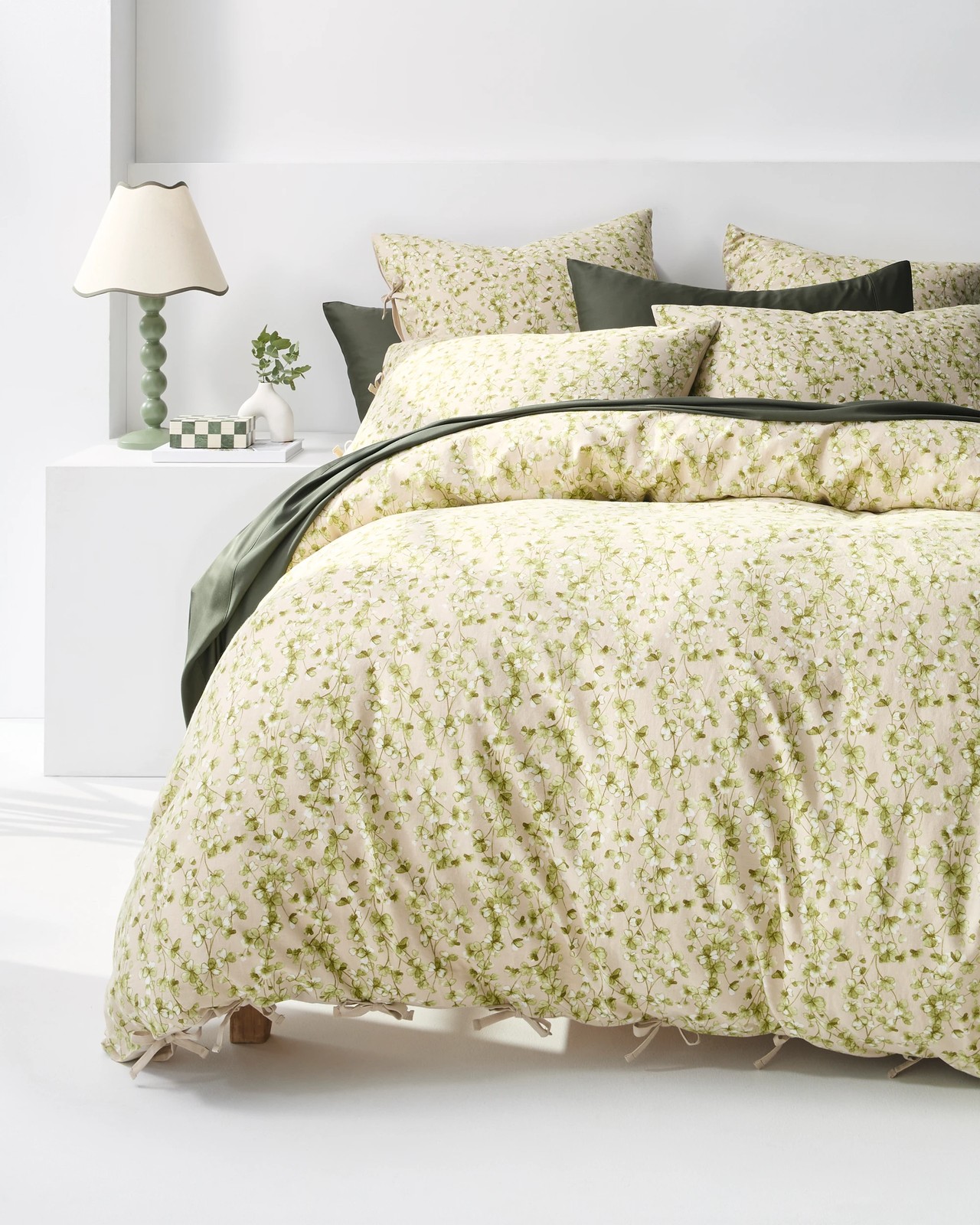 Cleo Clover Linen/Cotton Quilt Cover Set 3 of 6