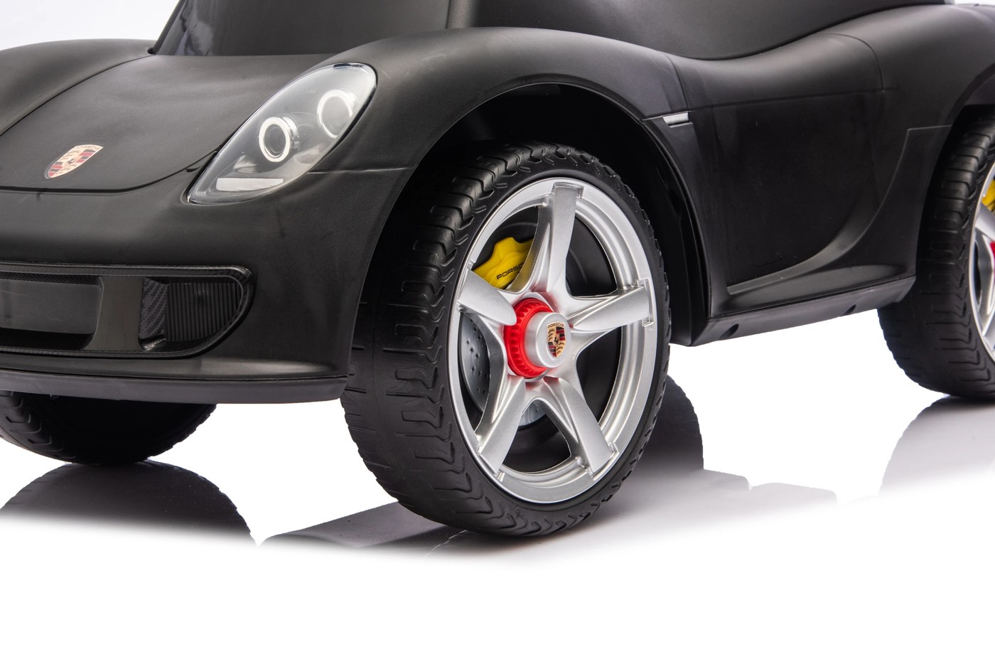 Porsche Carrera GT Foot-to-Floor Ride-On 5 of 6