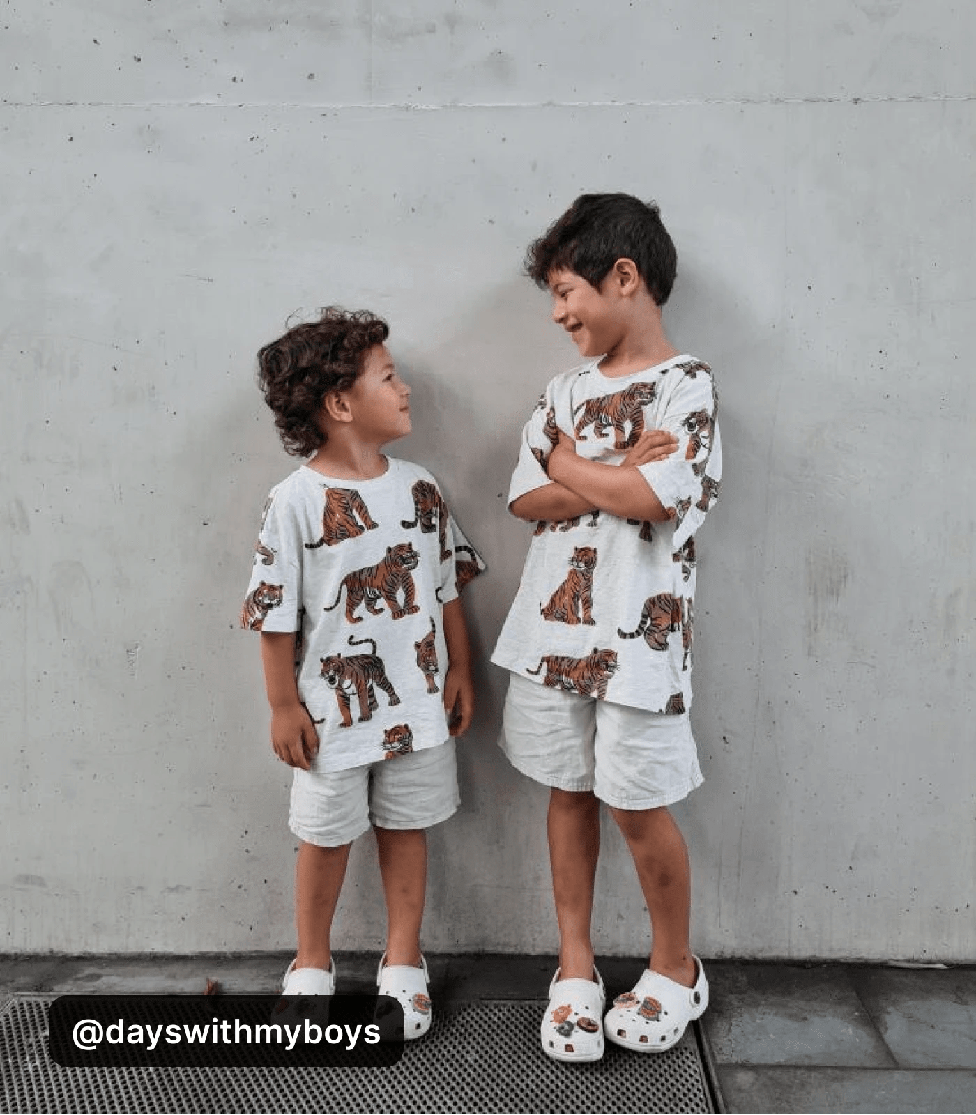 Oversized Tiger T-shirt 2 of 6