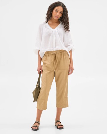 Seamed 3/4 Jogger Pants