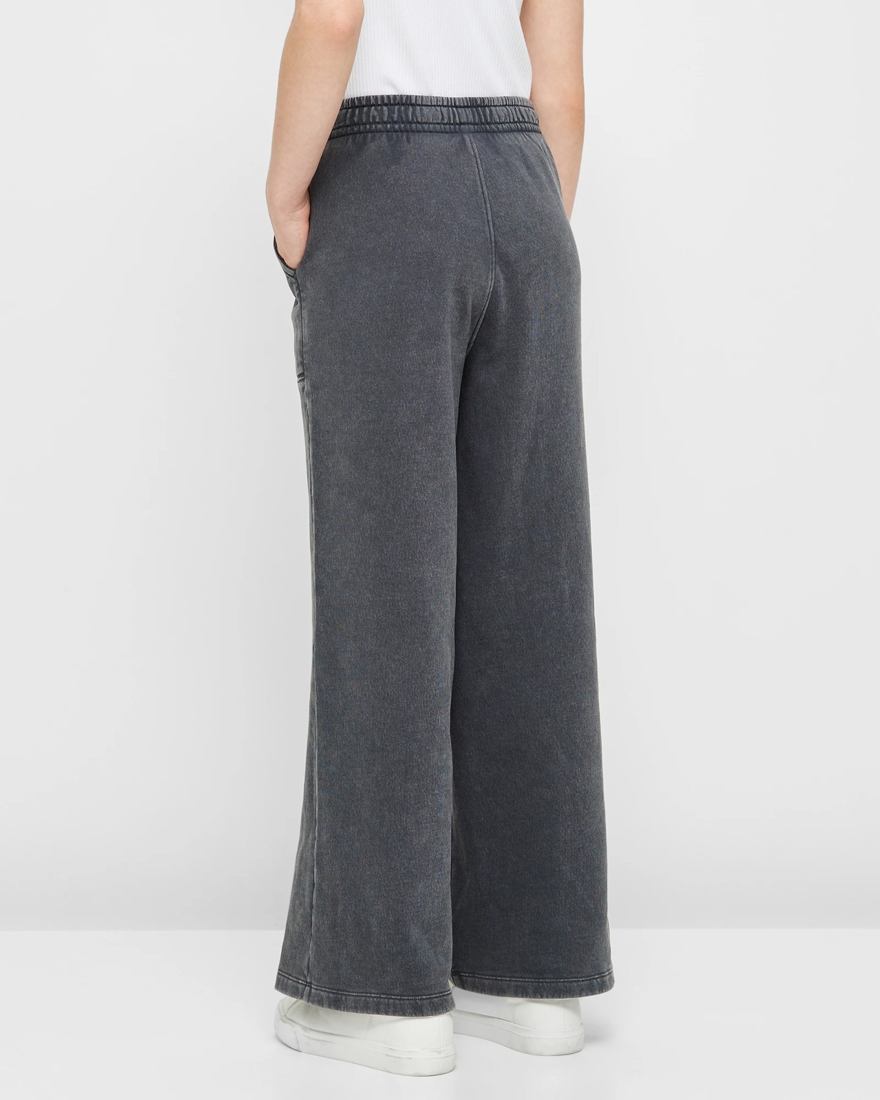 320_68668600_3+276585