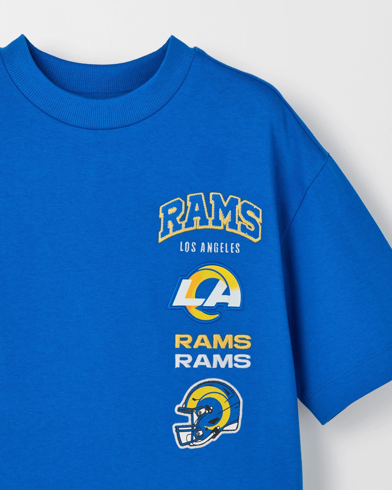 375_71985411_4+375T7198