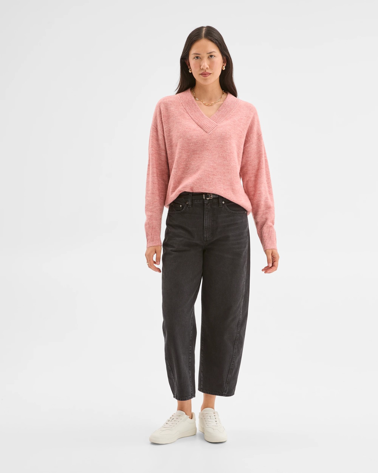 Lightweight Lofty V-Neck Sweater - Dusty Rose 2 of 5