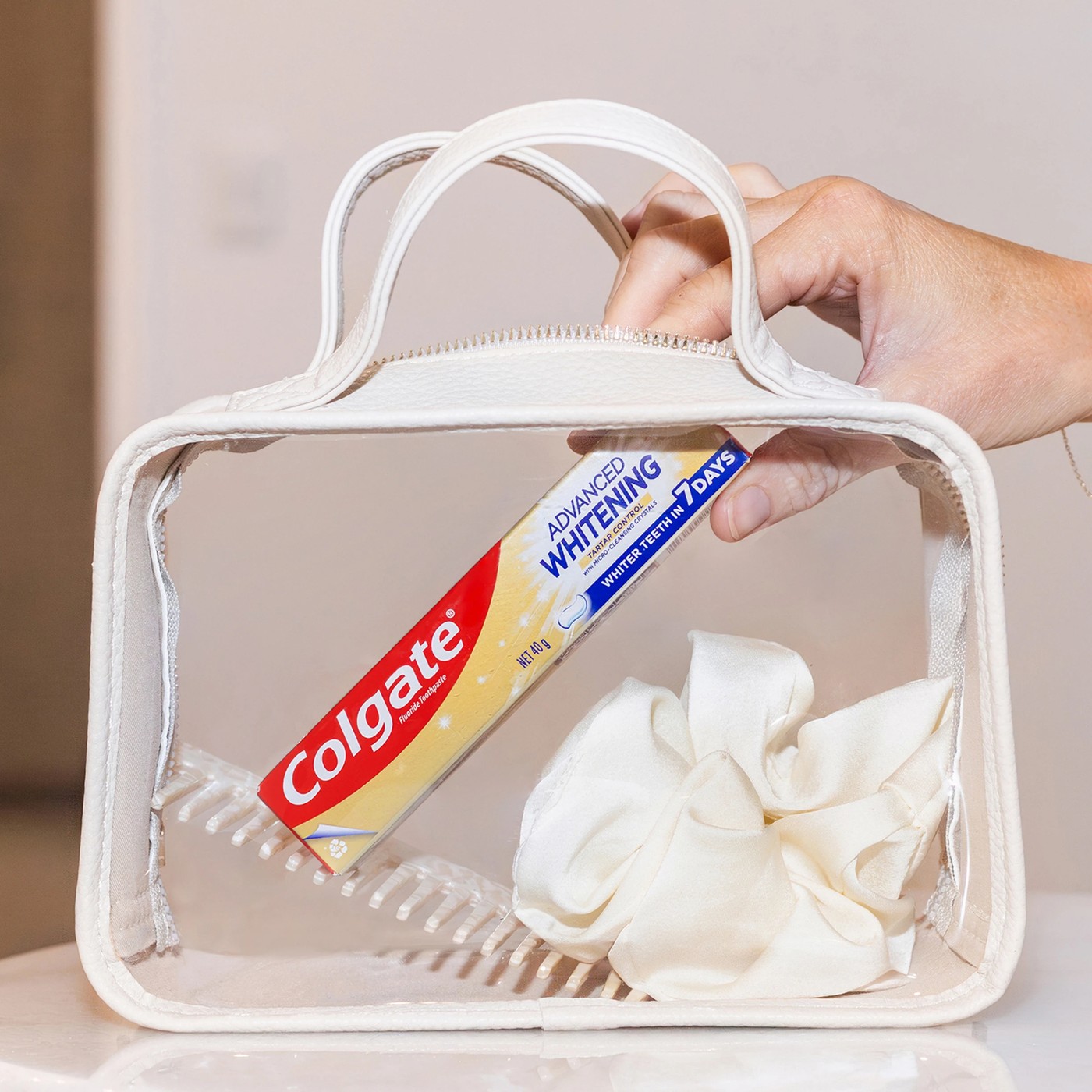 Colgate Advanced Whitening Tartar Toothpaste 40g 4 of 5