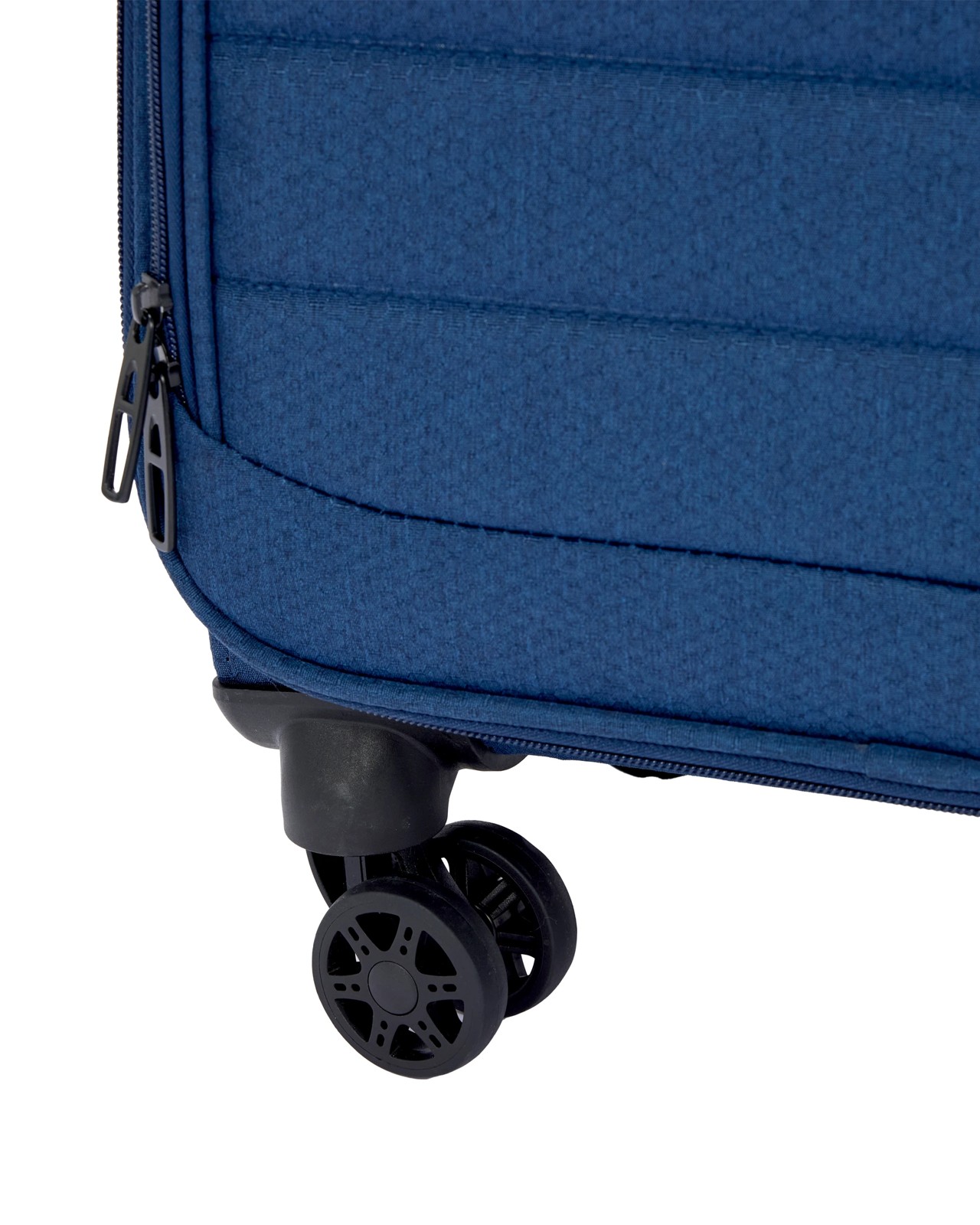 Anko 49cm 8 Wheels Lightweight Quilted Soft Case - Blue 5 of 6