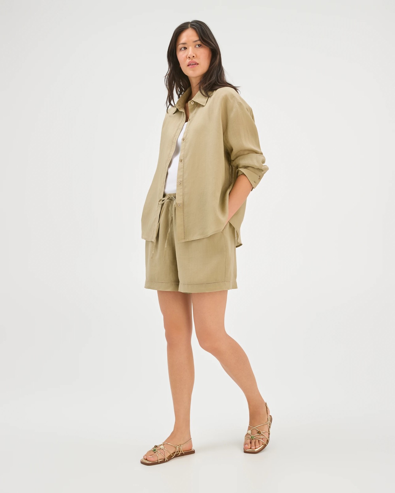 A-Line Trim Detail Shorts - Crushed Leaf 4 of 6