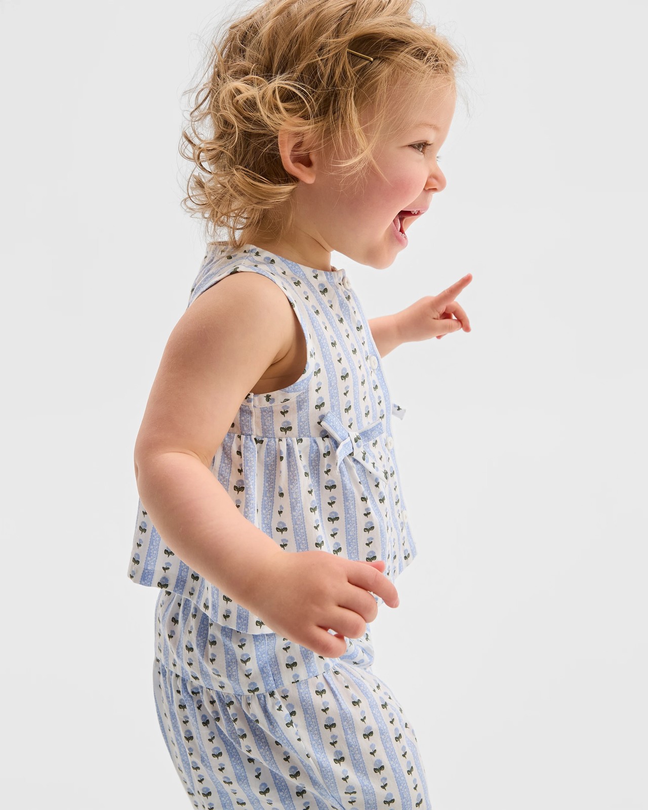 355_71902609_2+355T7190