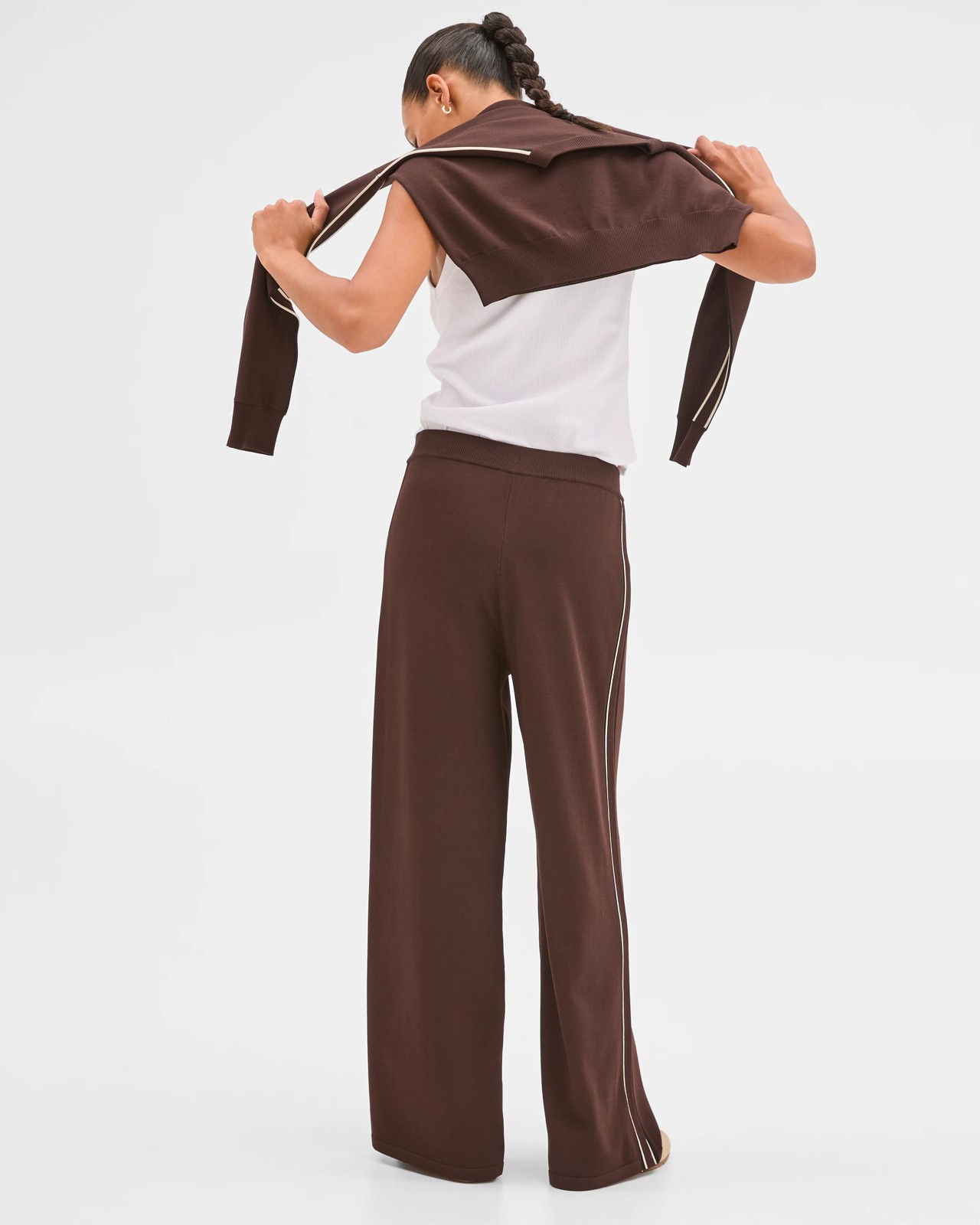 230_72096864_5+230T7209