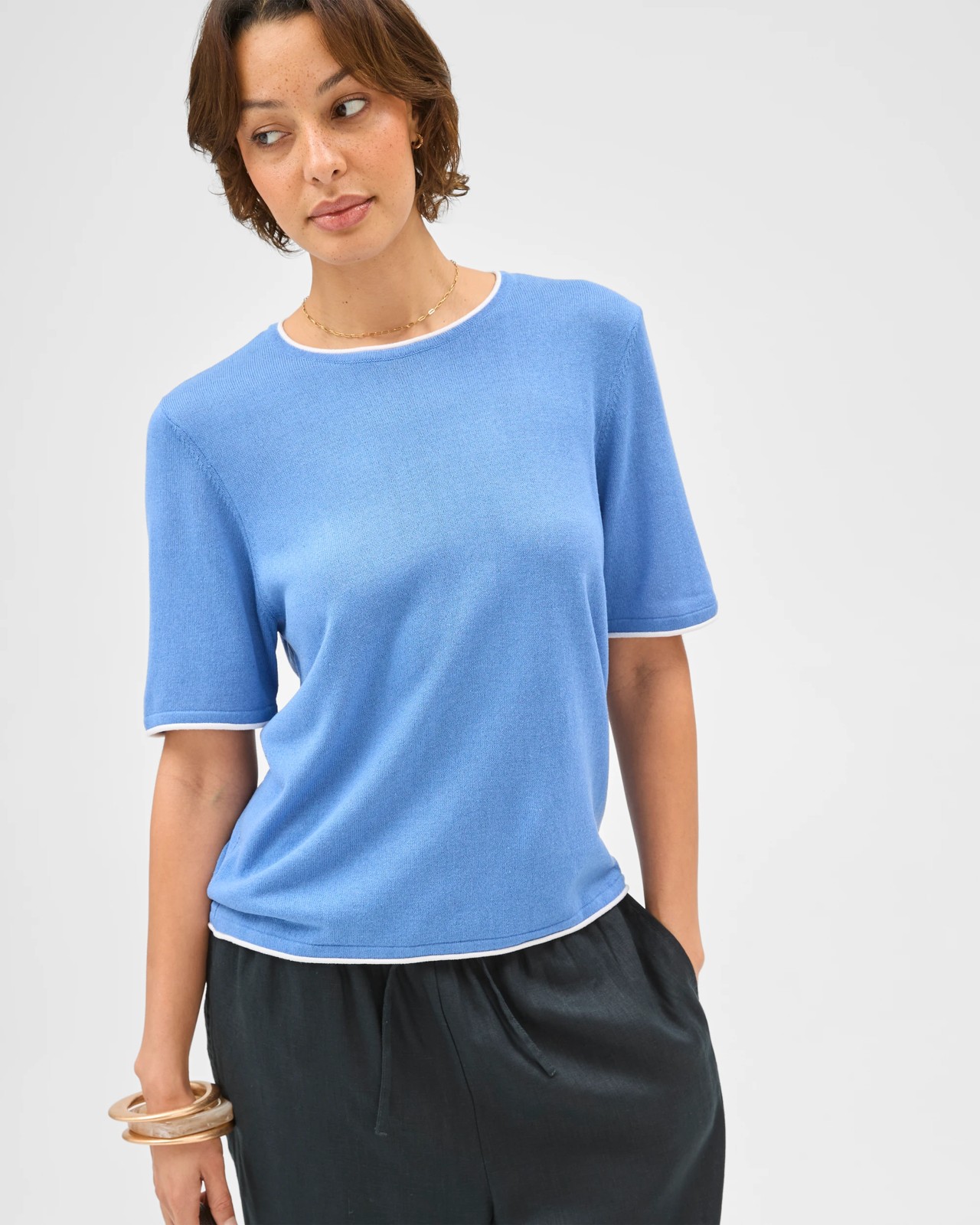 Contrast Trim Knit T-Shirt - Blue + White 3 of 5
