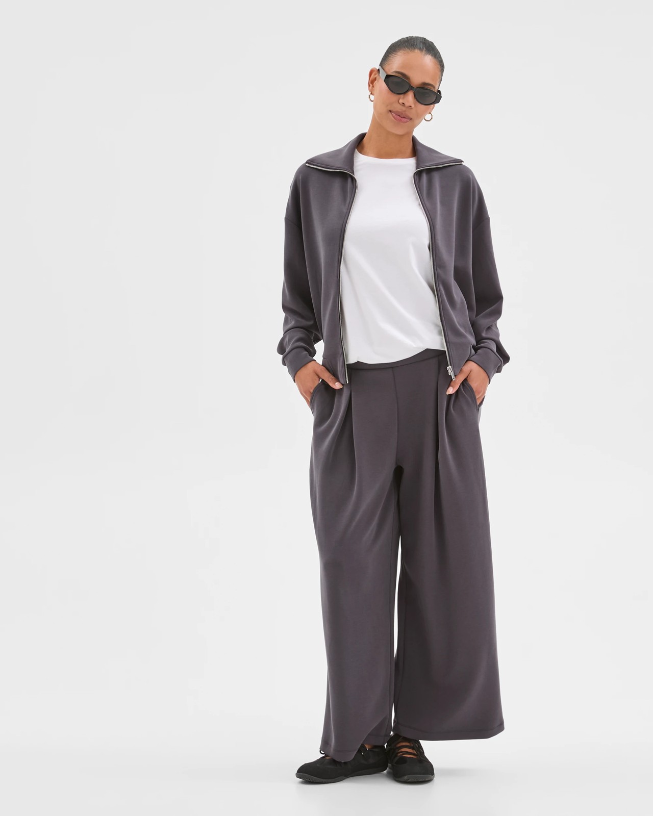 Active Movement Zip Through Jacket - Charcoal 5 of 5