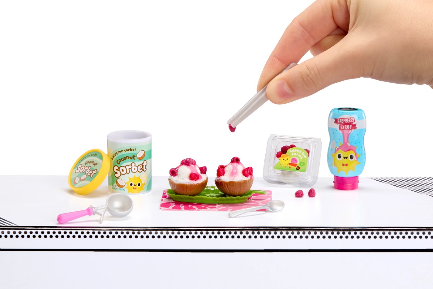 MGA's Miniverse Make It Mini Foods: Cafe - Assorted 4 of 6