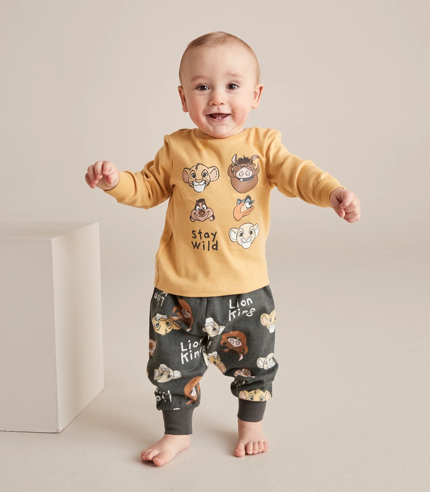 Baby lion 2024 king pyjamas