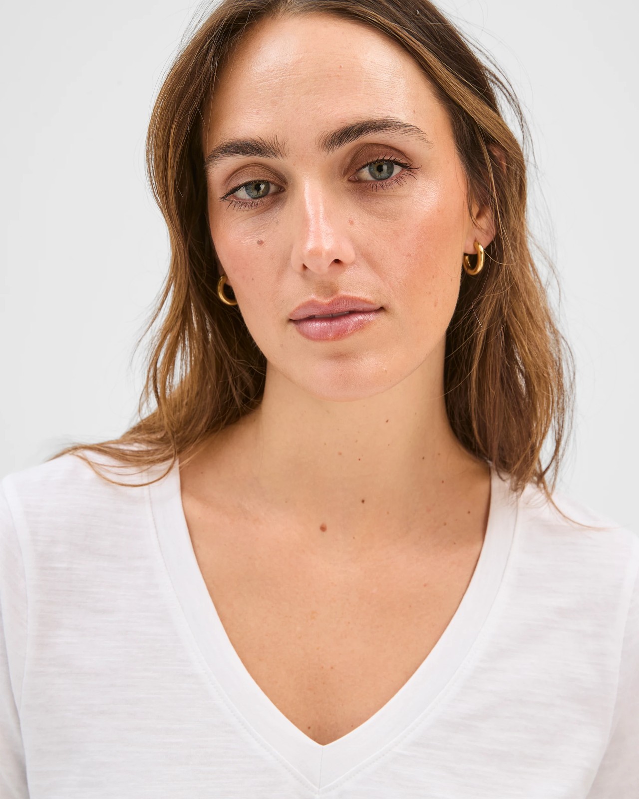 Australian Cotton Slub Relaxed V-Neck T-Shirt - White 3 of 6