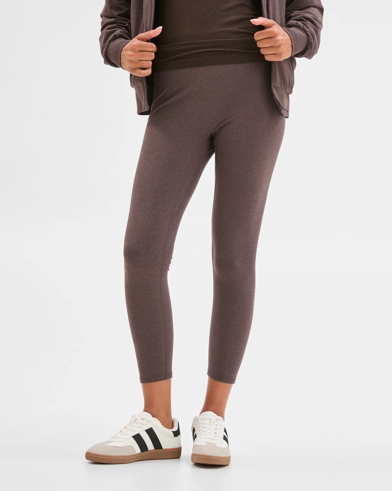 230_72195673_3+230T7219