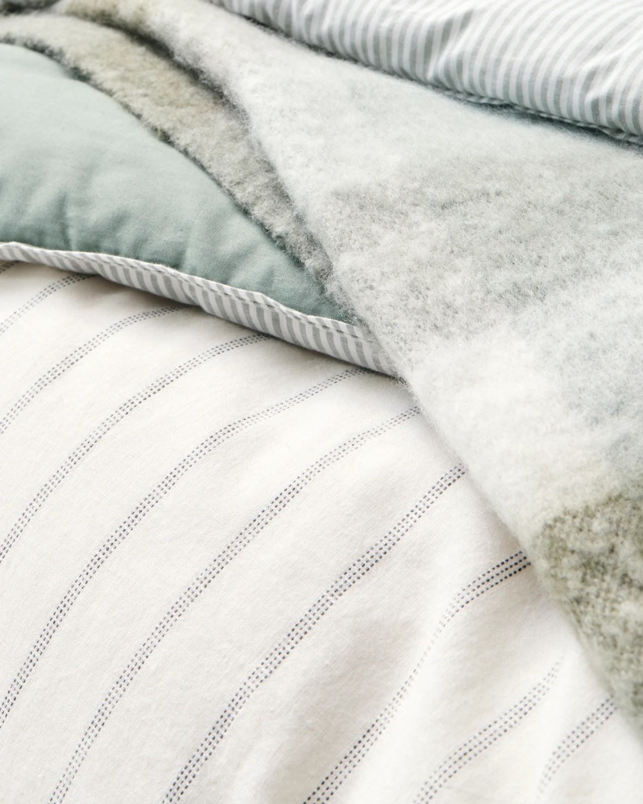 500_72273616_8+500T7227