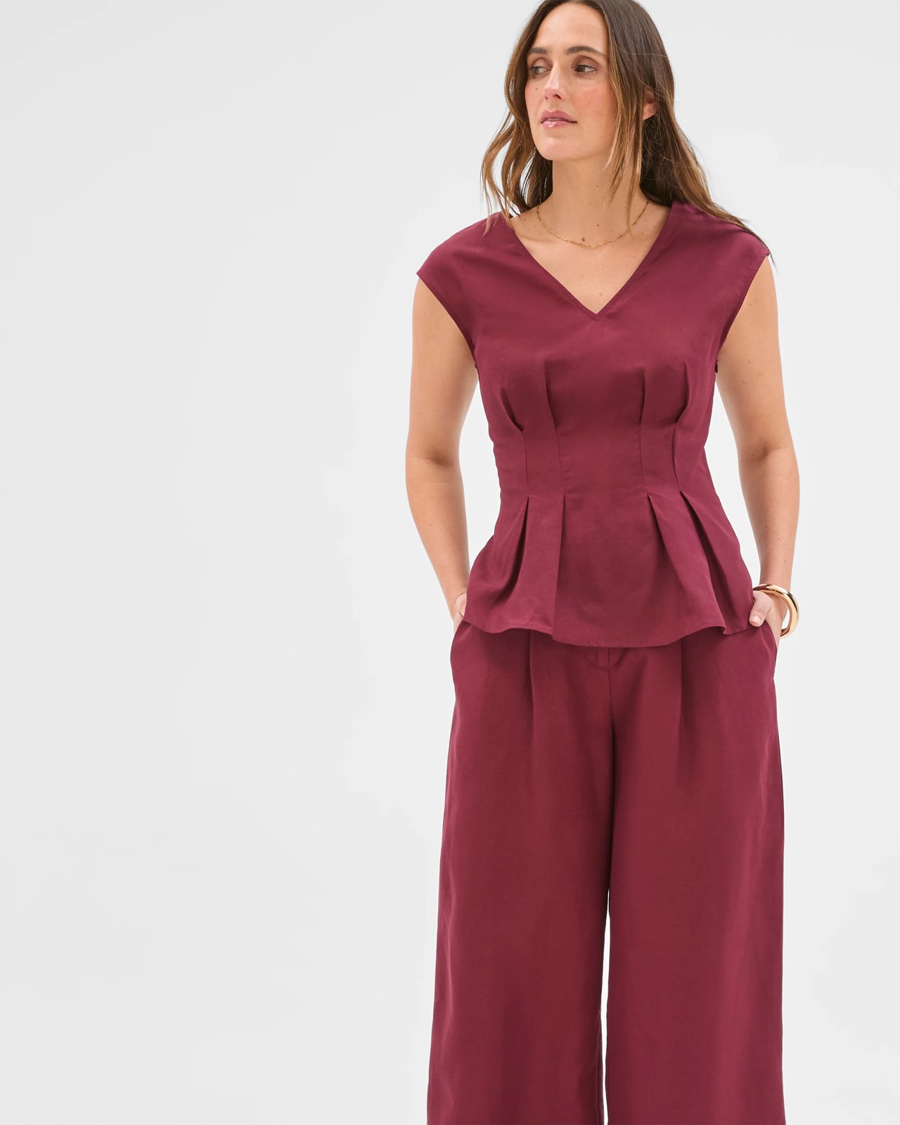 Preview Harper Tailored Ultra Wide Leg Pants - Chocolate Rose 2 of 5