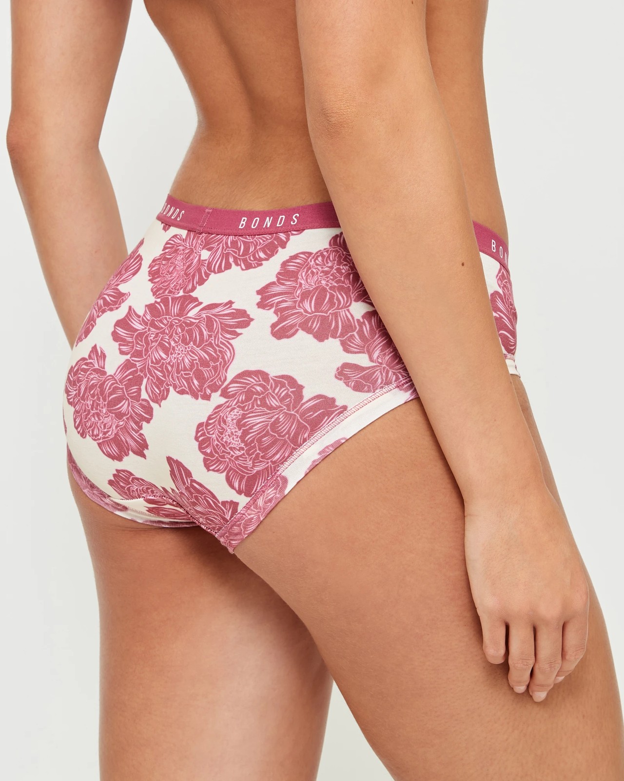Bonds 3 Pack Cottontails Midi Briefs 4 of 4