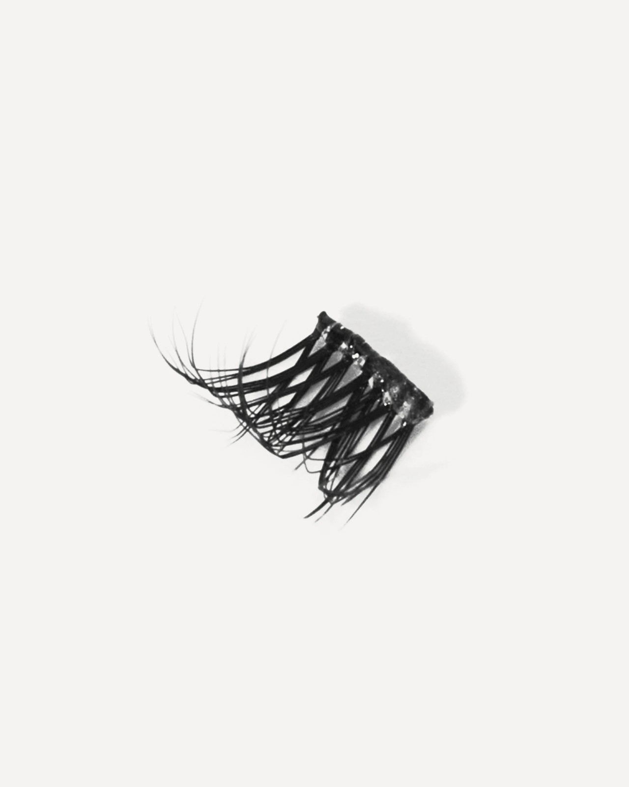 OXX Beauty 30 Pack Pre-glued False Lashes - No. 143 3 of 5