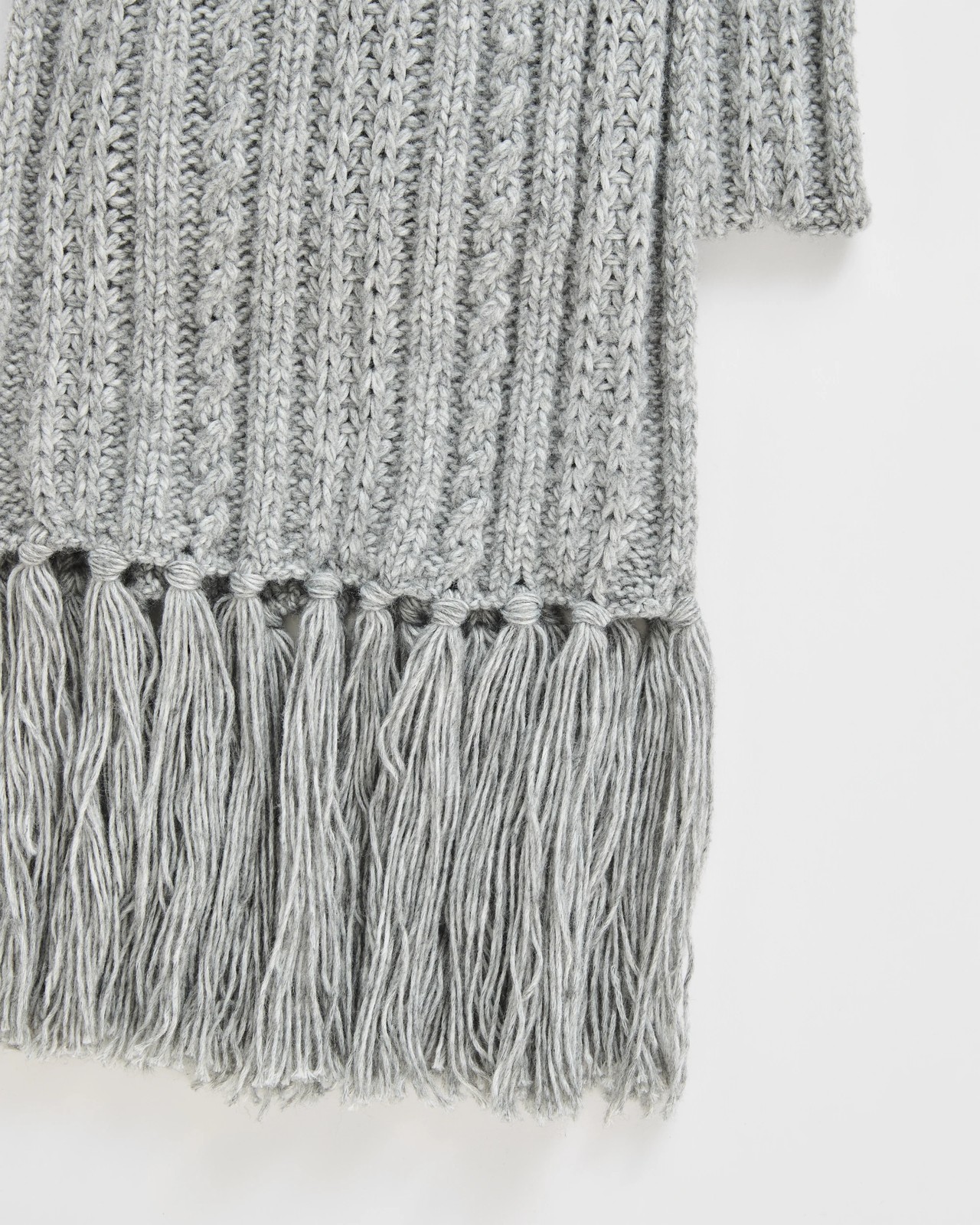 Chunky Cable Knit Scarf 2 of 2
