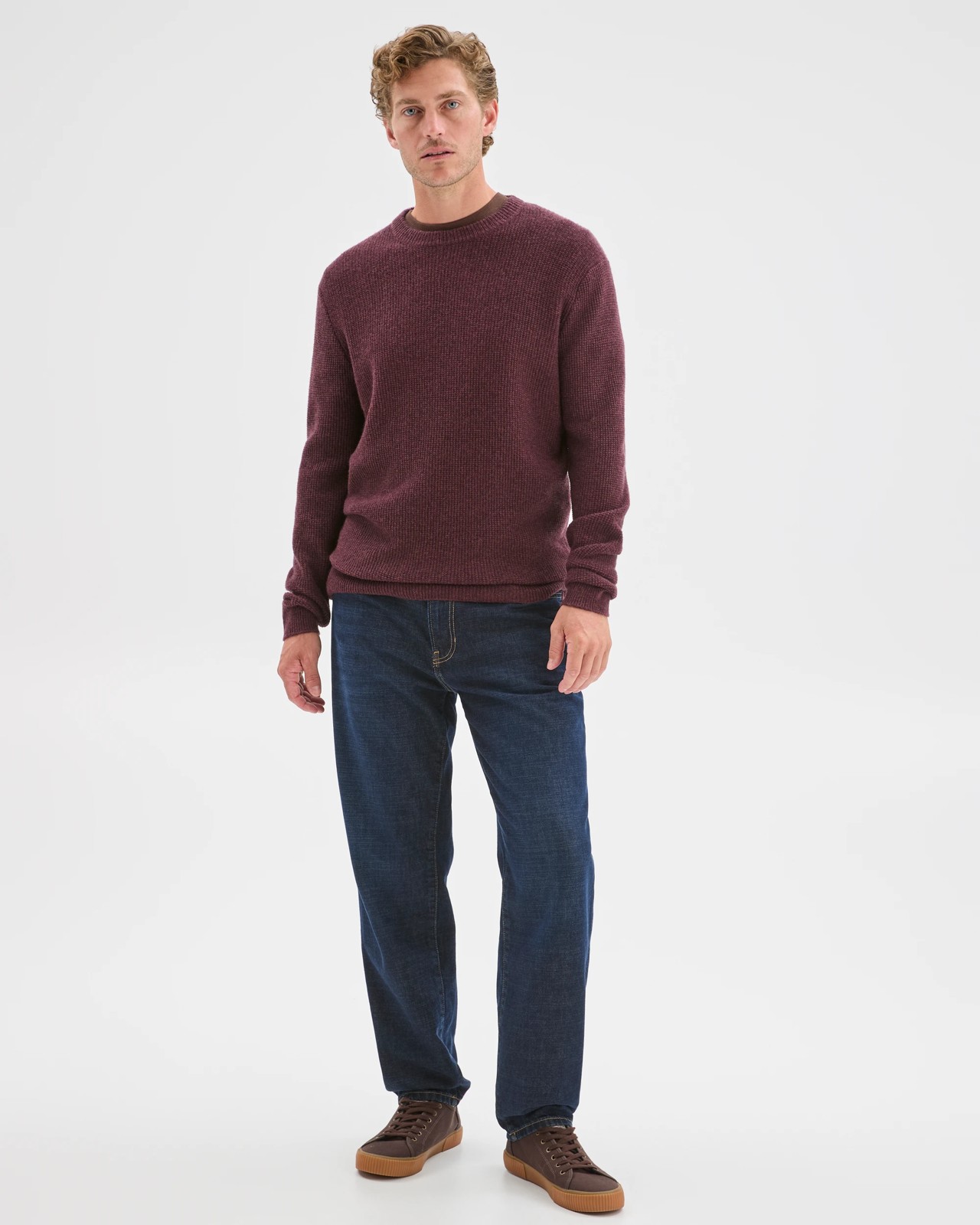 Lambswool Long Sleeve Crew Neck Knit Jumper - Burgundy 2 of 5