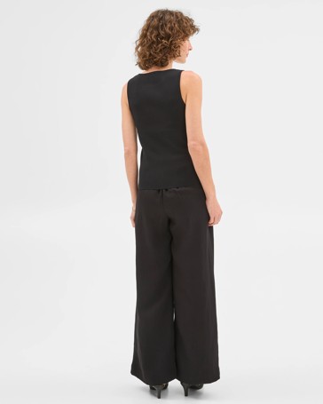 Boat Neck Crepe Tank Top - Preview