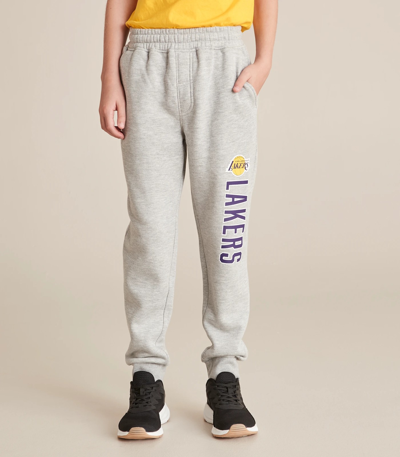 Lakers best sale grey sweatpants