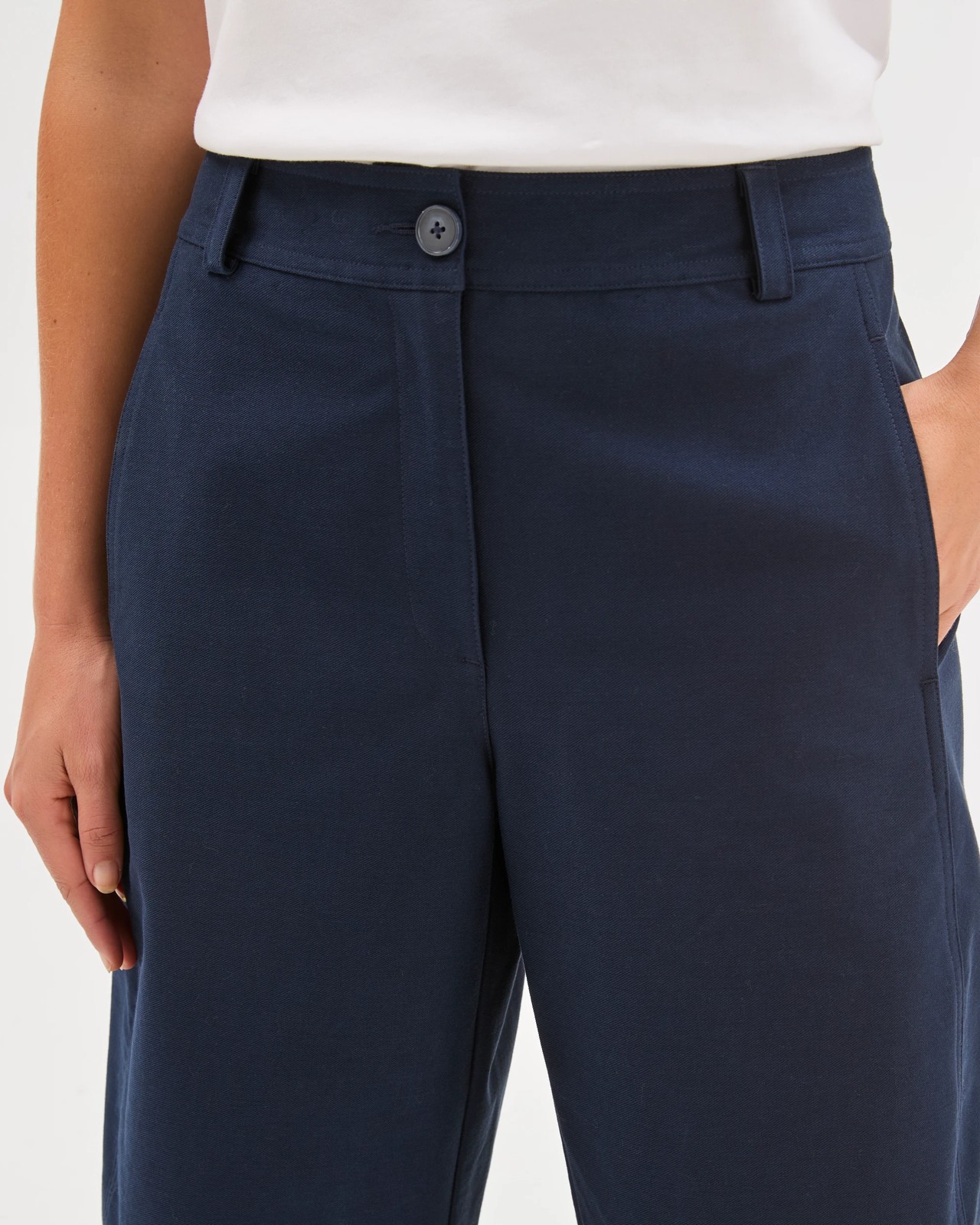 Relaxed Forward Seam Barrel Leg Pants - Ink Navy 5 of 5