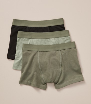 3 Pack Essentials Trunk