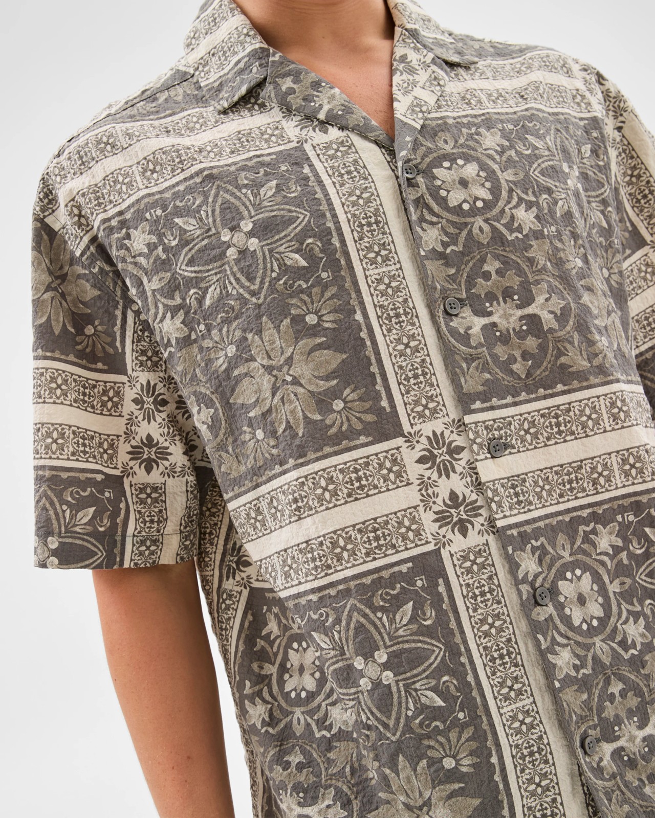 465_71823836_4+465T7182